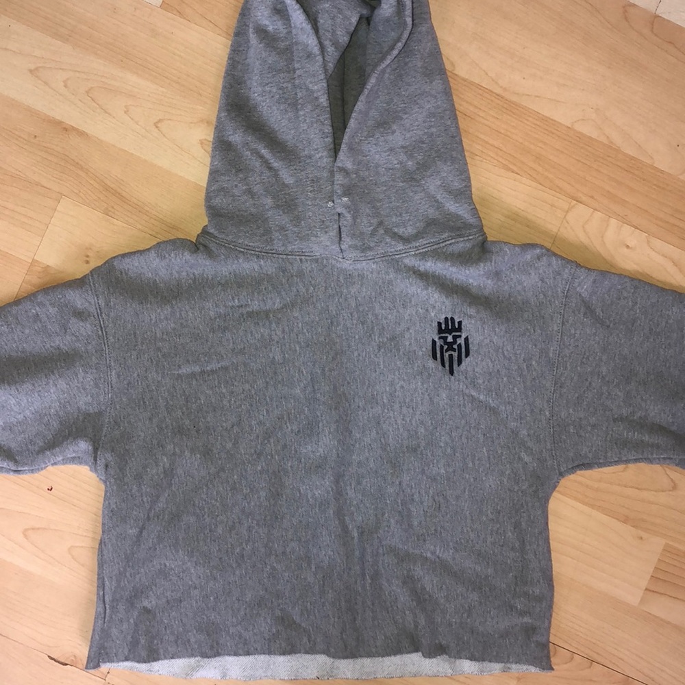 Grey crop too hoodie